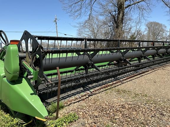 Image of John Deere 635FD equipment image 1