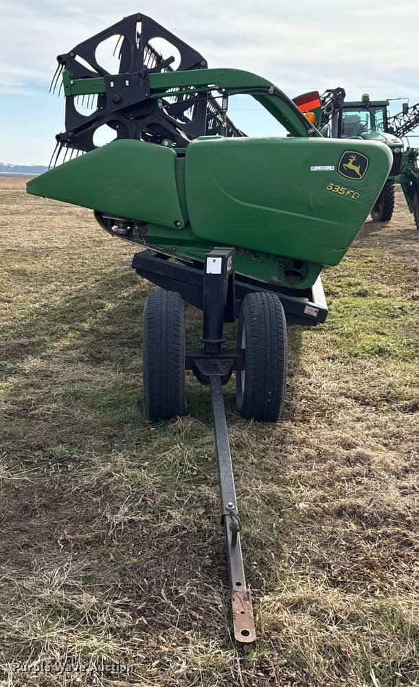 Image of John Deere 635FD equipment image 1