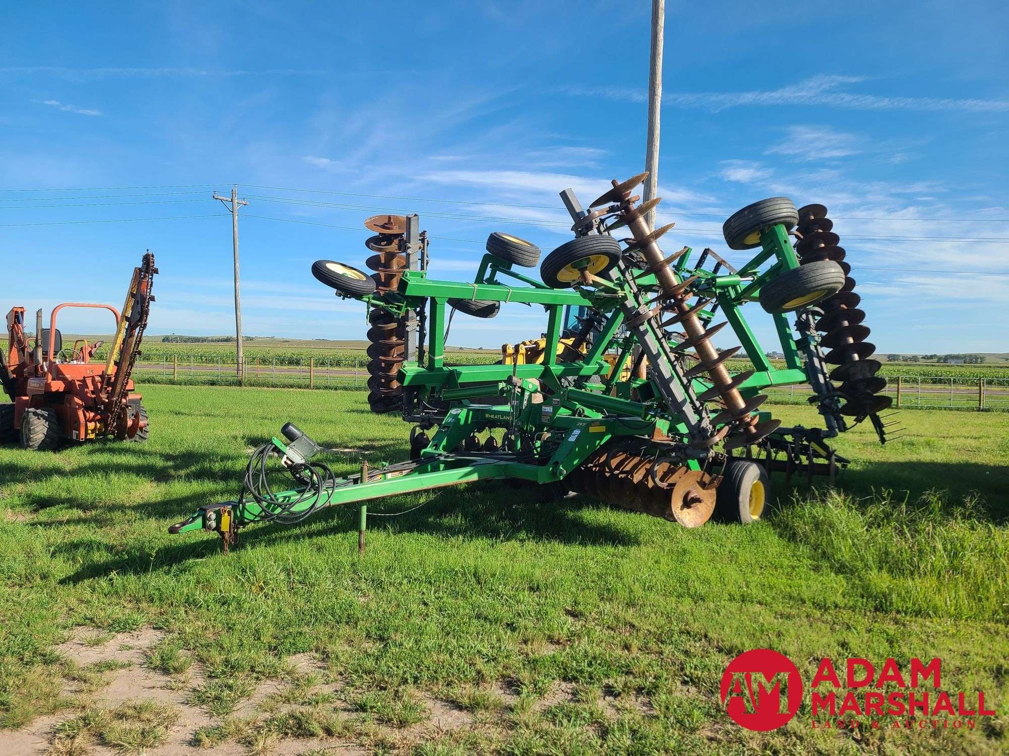 2012 John Deere 637 Equipment Image0