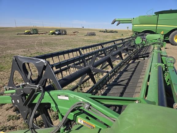 Image of John Deere 640D equipment image 2