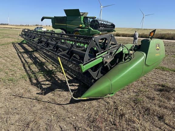 Image of John Deere 640D equipment image 1