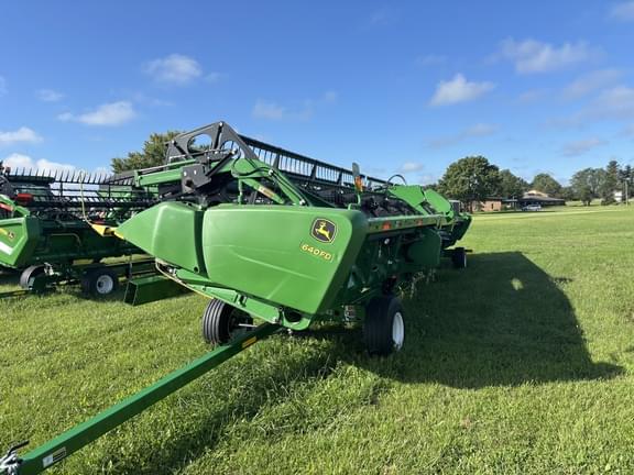 Image of John Deere 640FD equipment image 1