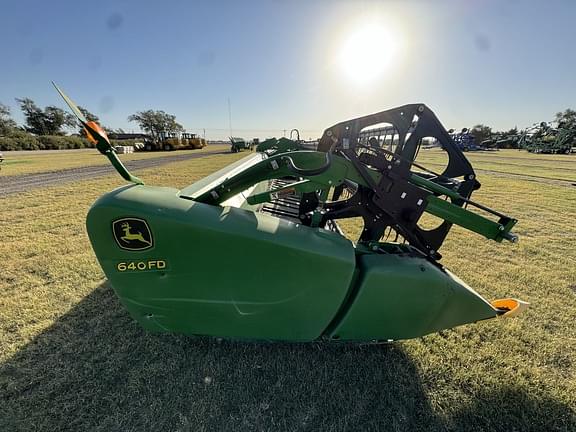 Image of John Deere 640FD equipment image 1