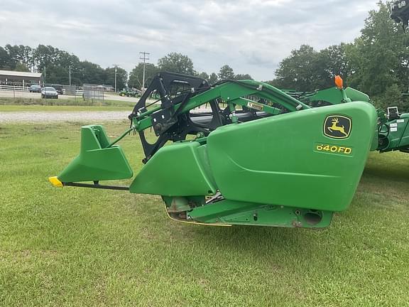 Image of John Deere 640FD equipment image 3