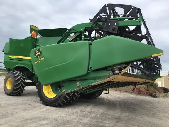 2012 John Deere 640FD Equipment Image0