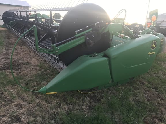 Main image John Deere 640FD