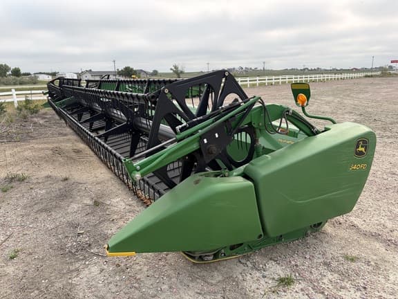 Image of John Deere 640FD equipment image 3