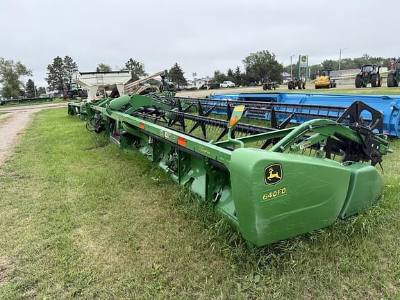 Image of John Deere 640FD equipment image 4