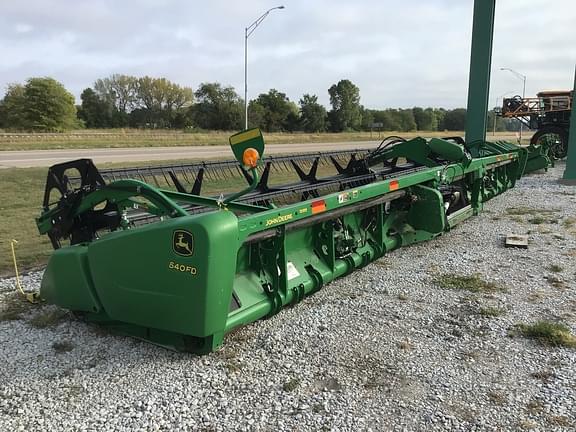 Image of John Deere 640FD equipment image 1