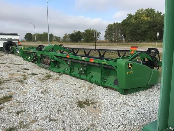 Image of John Deere 640FD equipment image 3