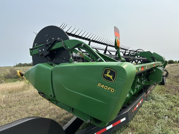 Image of John Deere 640FD equipment image 1