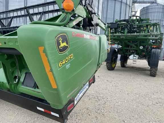 Image of John Deere 640FD equipment image 2