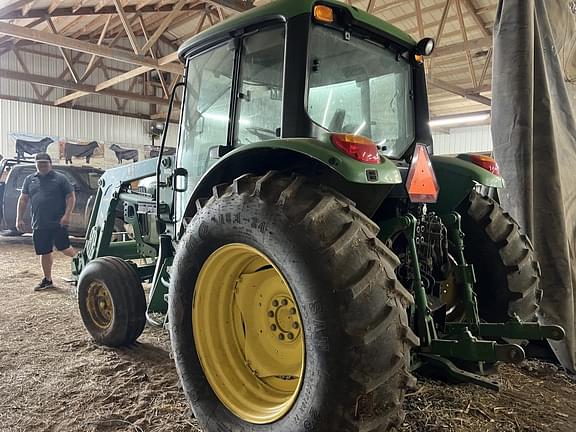 Image of John Deere 6430 equipment image 2