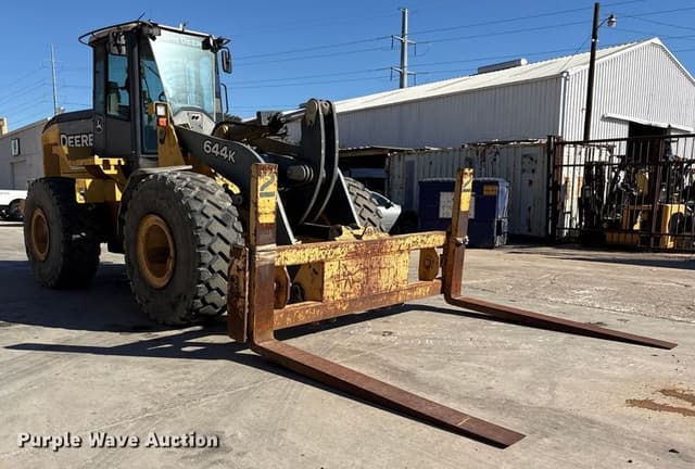 Image of John Deere 644K equipment image 2