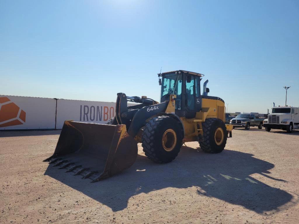 Image of John Deere 644K Primary image