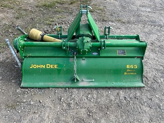 2012 John Deere 655 Equipment Image0