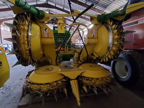 Main image John Deere 678