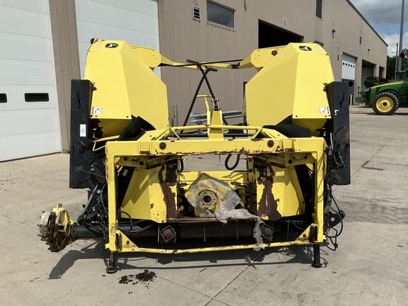 Image of John Deere 678 equipment image 3