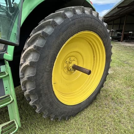 Image of John Deere 7130 equipment image 3