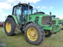 2012 John Deere 7130 Image