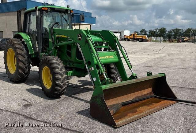 Image of John Deere 7130 equipment image 2