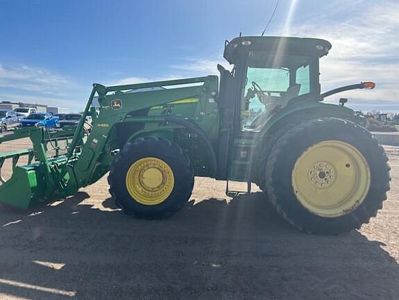 Image of John Deere 7200R equipment image 1