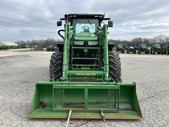 Image of John Deere 7200R equipment image 2