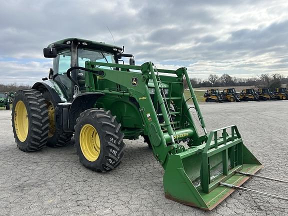 Image of John Deere 7200R equipment image 3