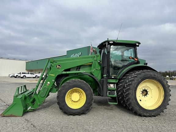 Image of John Deere 7200R Primary image