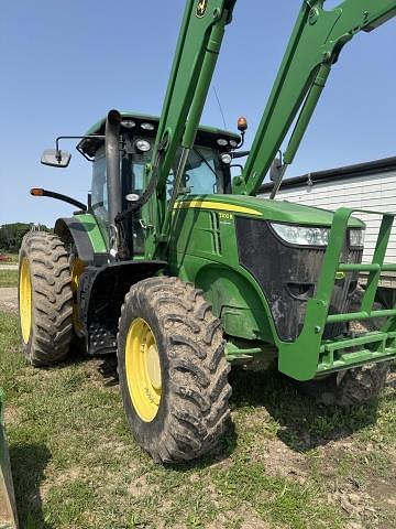Image of John Deere 7200R equipment image 2
