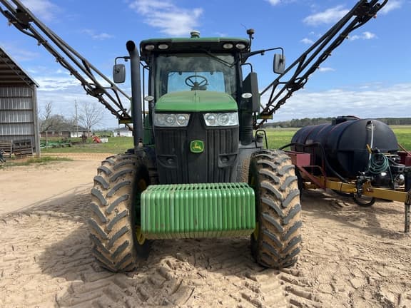 Image of John Deere 7200R equipment image 3