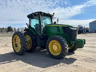 Main image John Deere 7200R 4