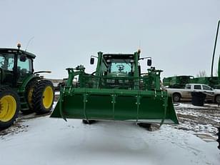 Main image John Deere 7200R 4