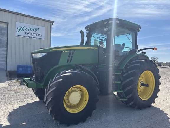 Image of John Deere 7200R Primary image