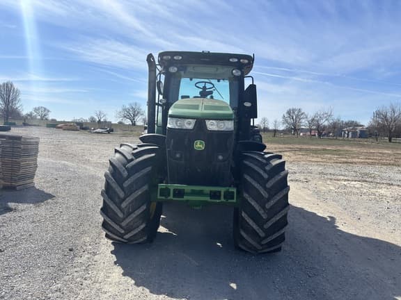 Image of John Deere 7200R equipment image 2