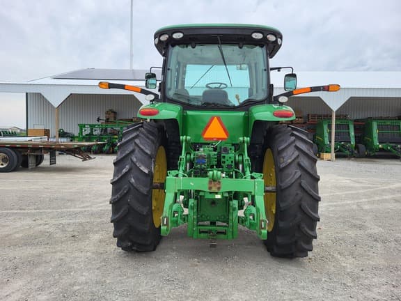 Image of John Deere 7200R equipment image 2
