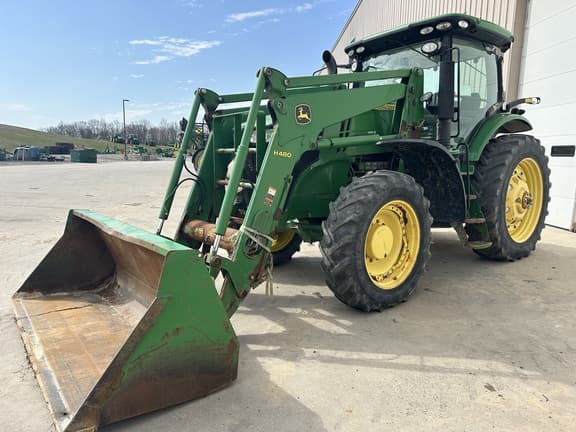 Image of John Deere 7200R equipment image 4