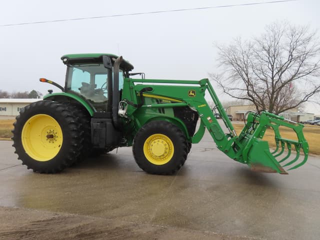 Image of John Deere 7200R equipment image 4