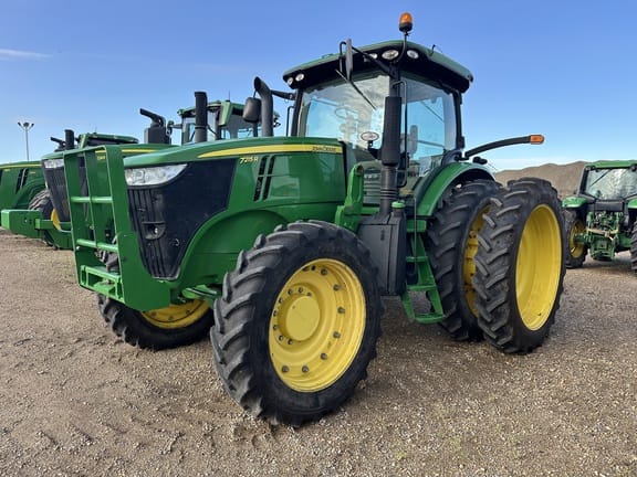 Main image John Deere 7215R