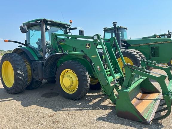 Image of John Deere 7215R equipment image 1