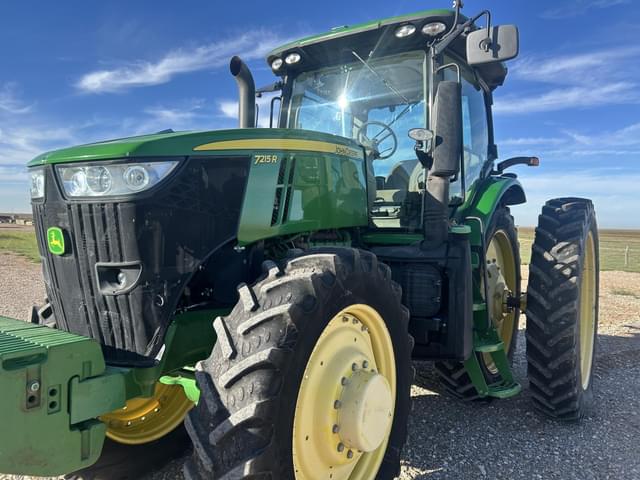 Image of John Deere 7215R equipment image 3