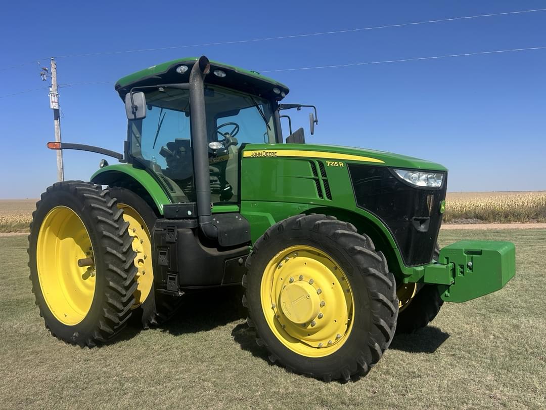 Image of John Deere 7215R Primary image