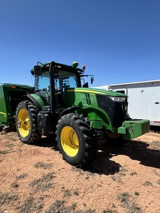 Main image John Deere 7215R