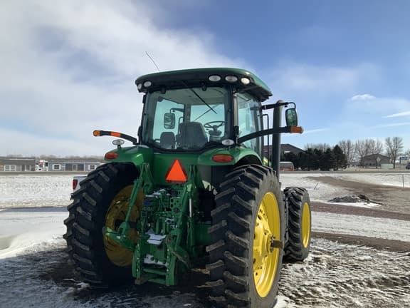 Image of John Deere 7215R equipment image 2
