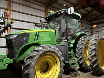 Main image John Deere 7215R