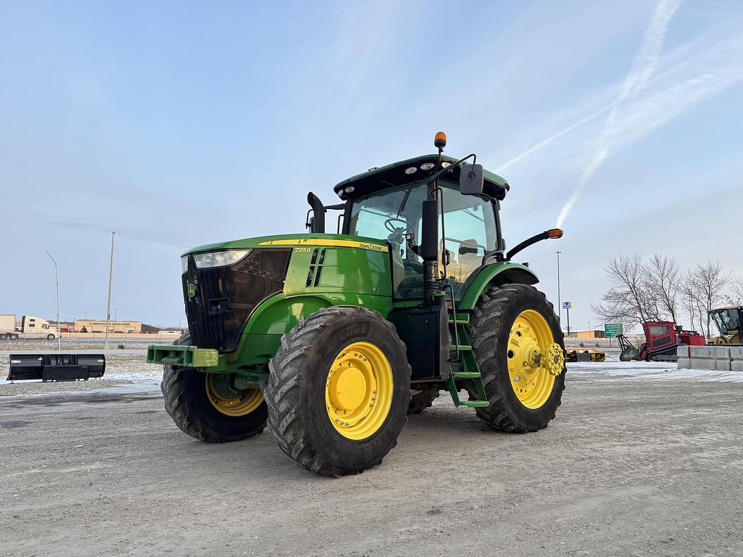 Image of John Deere 7215R Primary image