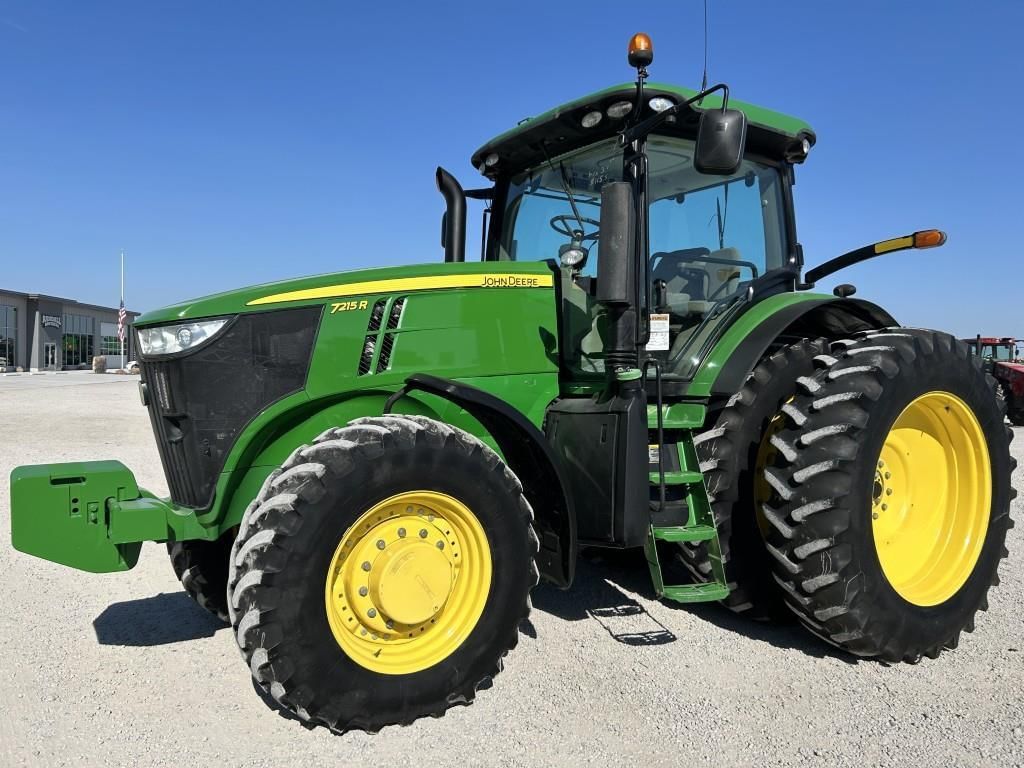 2012 John Deere 7215R Equipment Image0