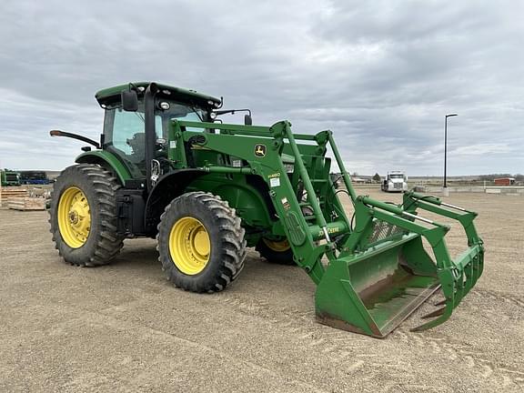 Image of John Deere 7215R Primary image