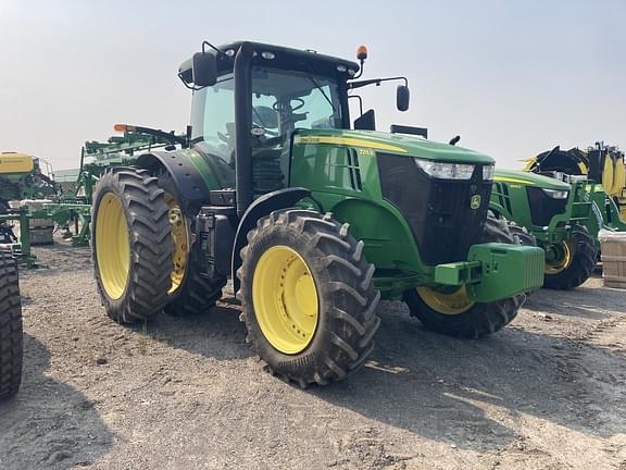 2012 John Deere 7215R Equipment Image0