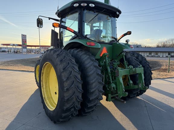 Image of John Deere 7215R equipment image 3
